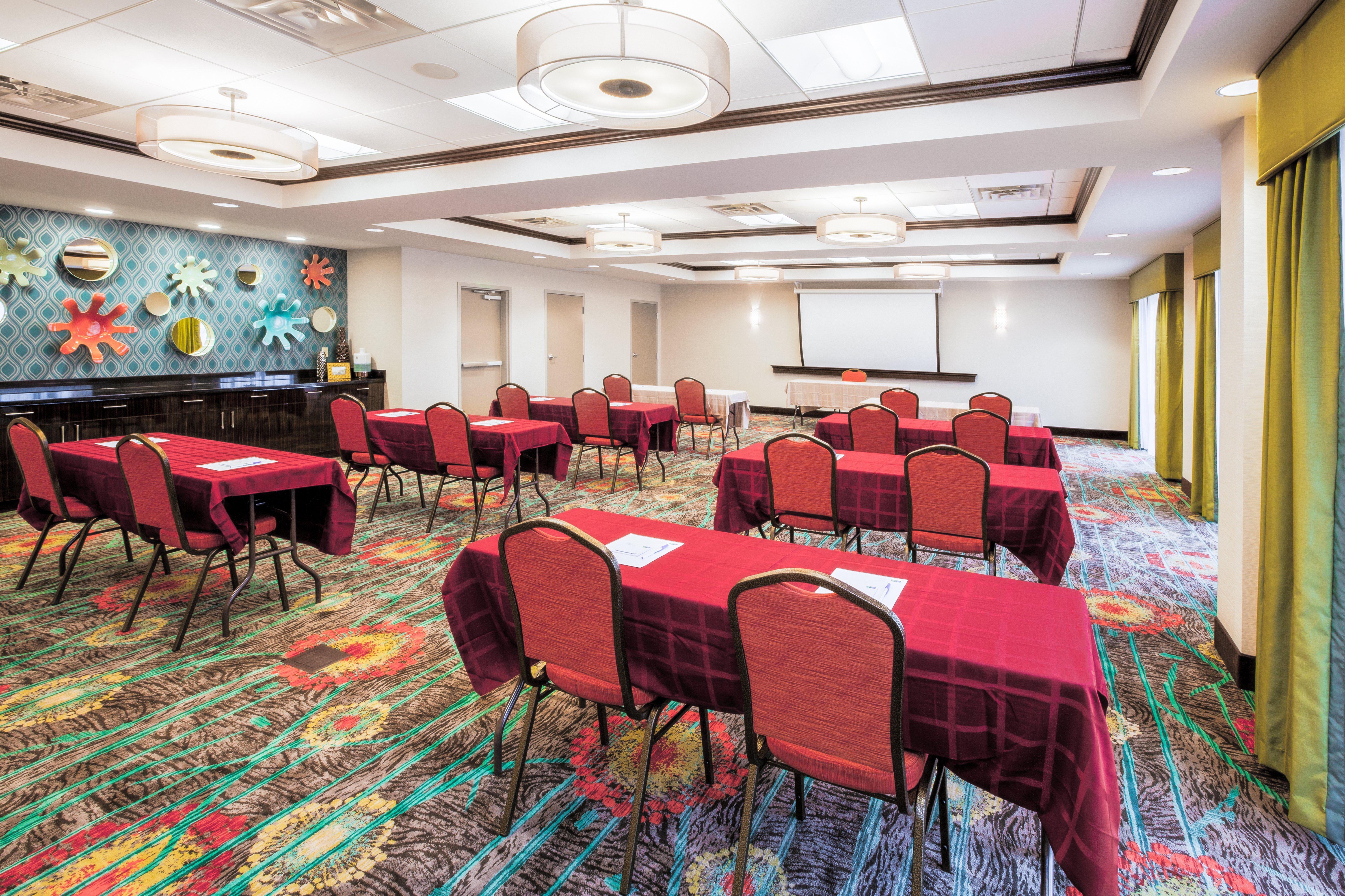 Holiday Inn Express & Suites Eureka By Ihg Exteriér fotografie