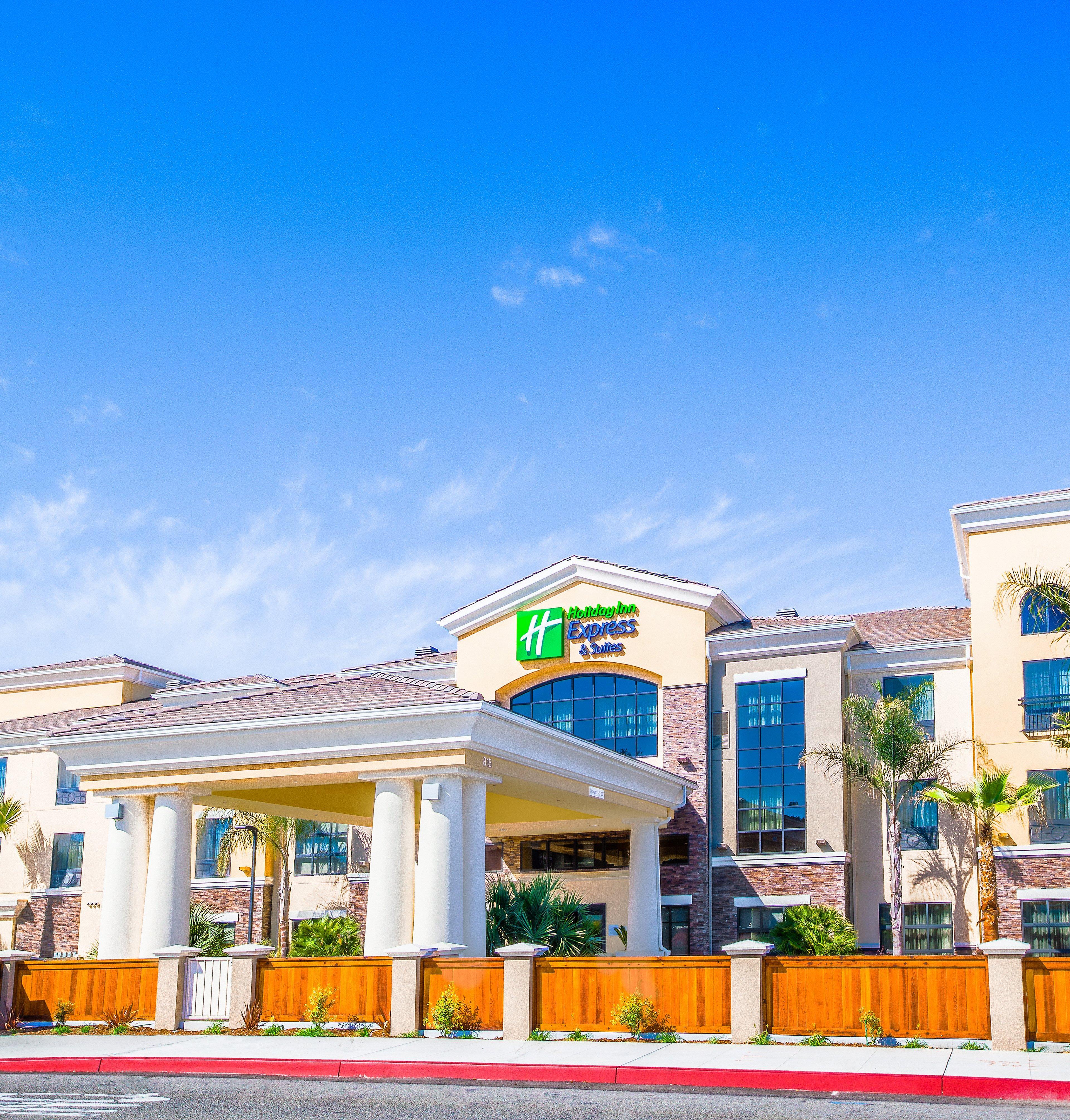 Holiday Inn Express & Suites Eureka By Ihg Exteriér fotografie