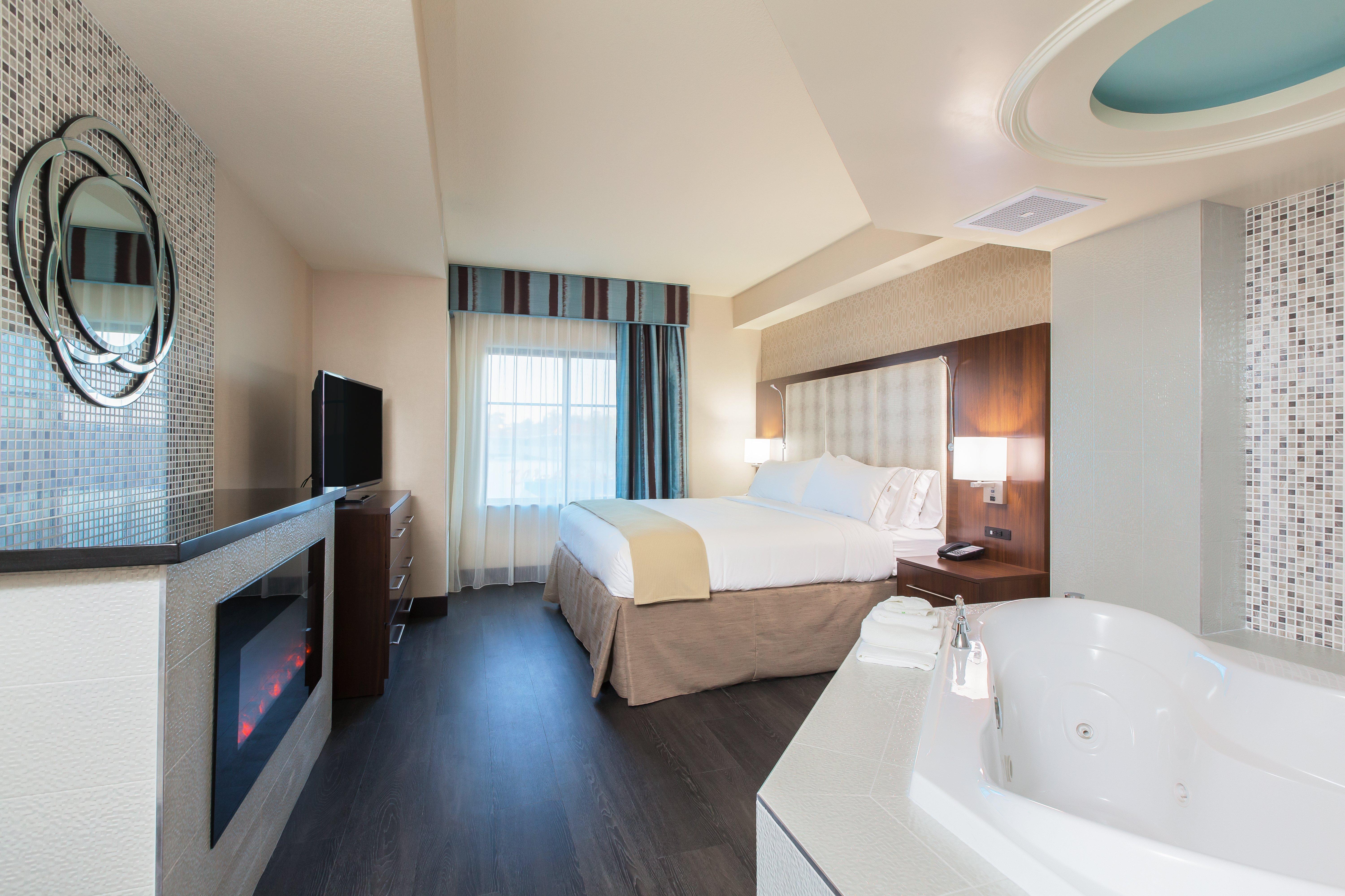 Holiday Inn Express & Suites Eureka By Ihg Exteriér fotografie